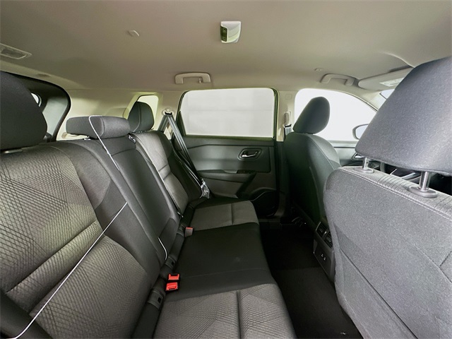 2024 Nissan Rogue SV photo 25