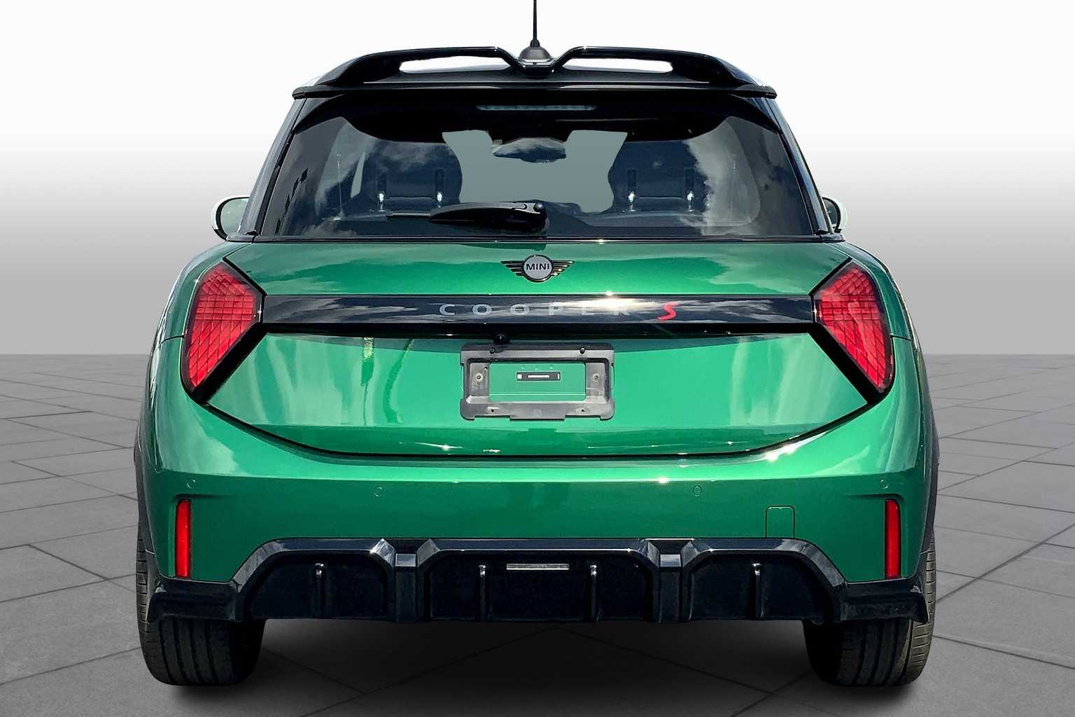 2025 Mini Cooper 2 Door Hardtop S photo 4