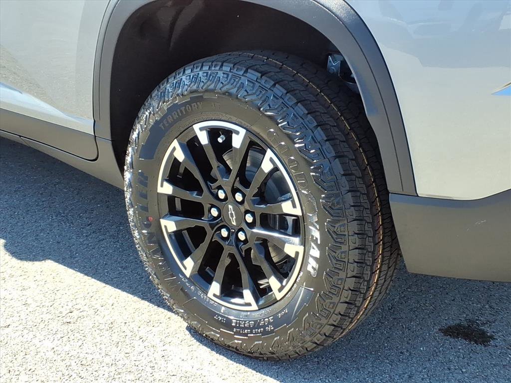 2026 Chevrolet Traverse Z71 photo 3