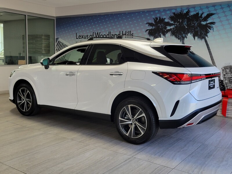 2023 Lexus RX 350 Premium photo 3