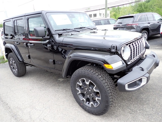 2025 Jeep Wrangler Sahara photo 8