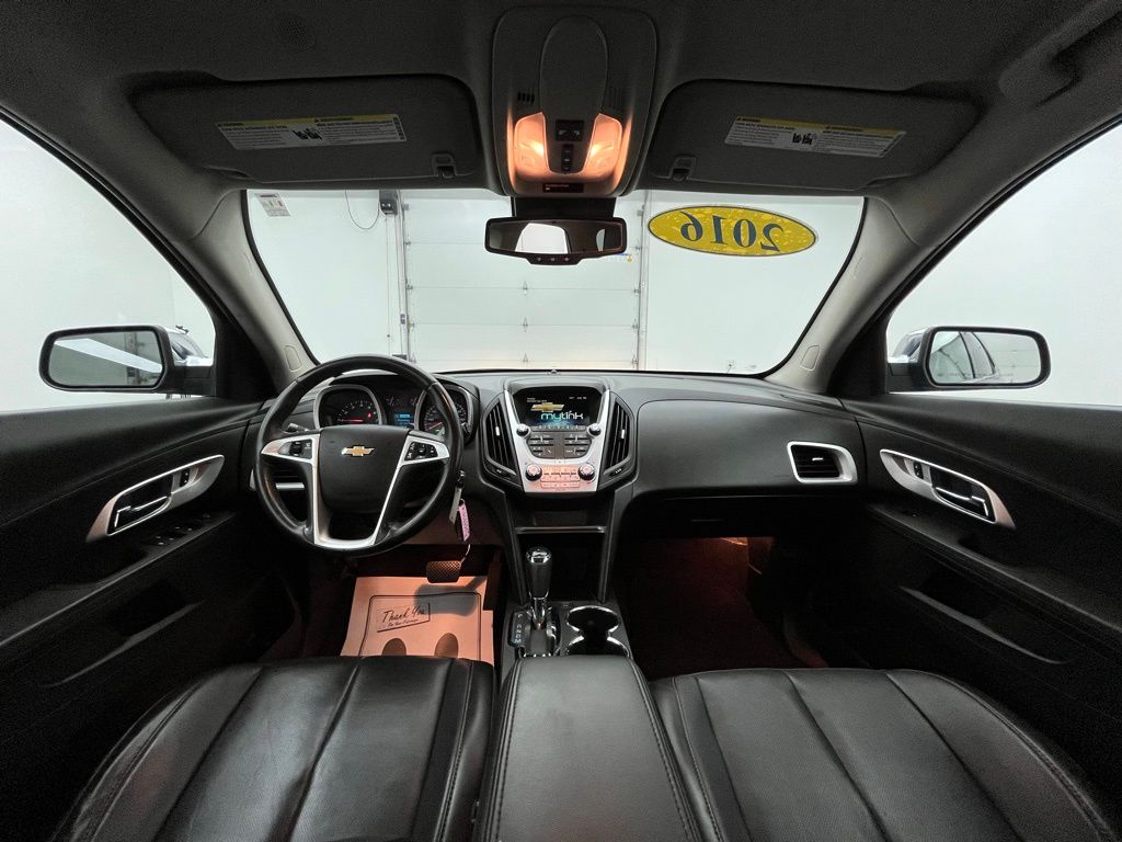 2016 Chevrolet Equinox LTZ photo 2