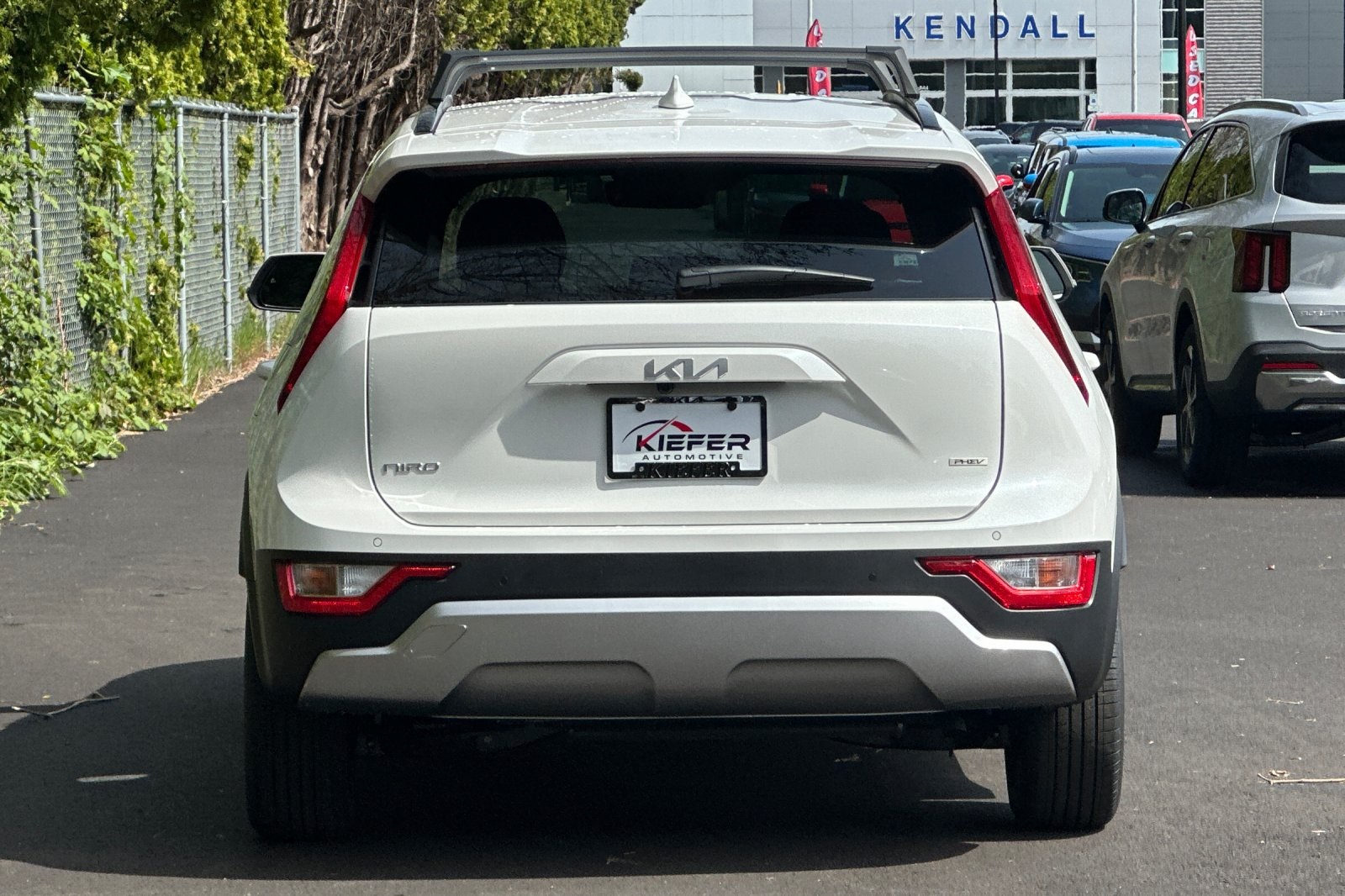 2025 Kia Niro EX photo 4