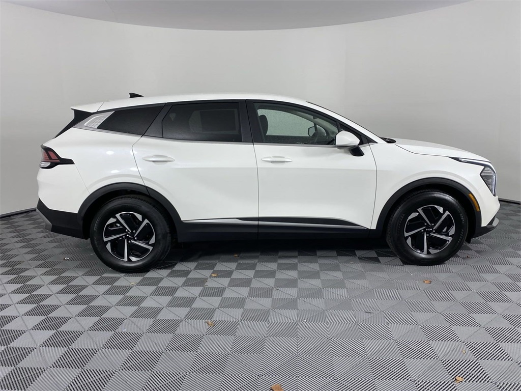 2025 Kia Sportage Hybrid LX photo 4