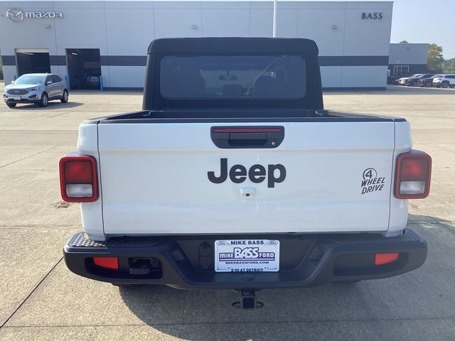 2021 Jeep Gladiator Willys photo 14