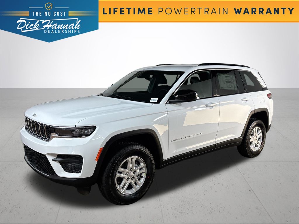 2025 Jeep Grand Cherokee Laredo