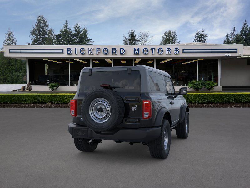 2025 Ford Bronco Base photo 6