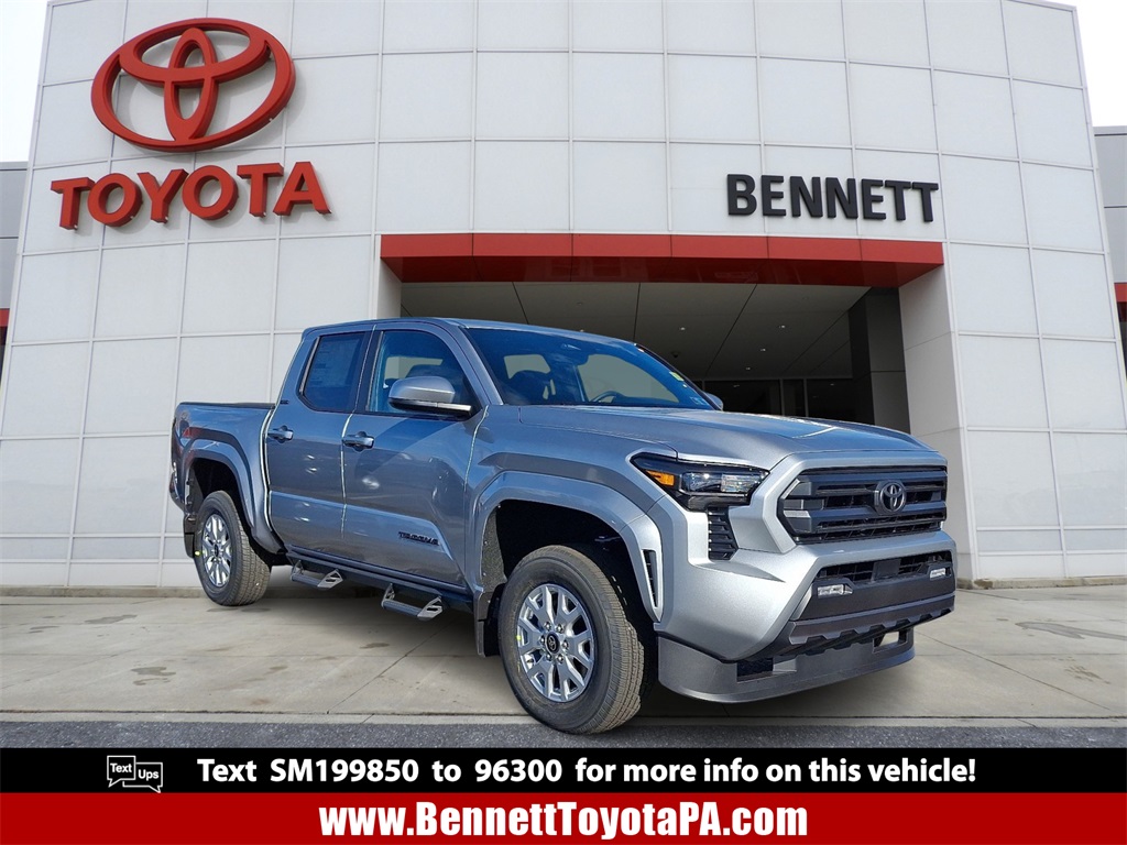 2025 Toyota Tacoma SR5's photo