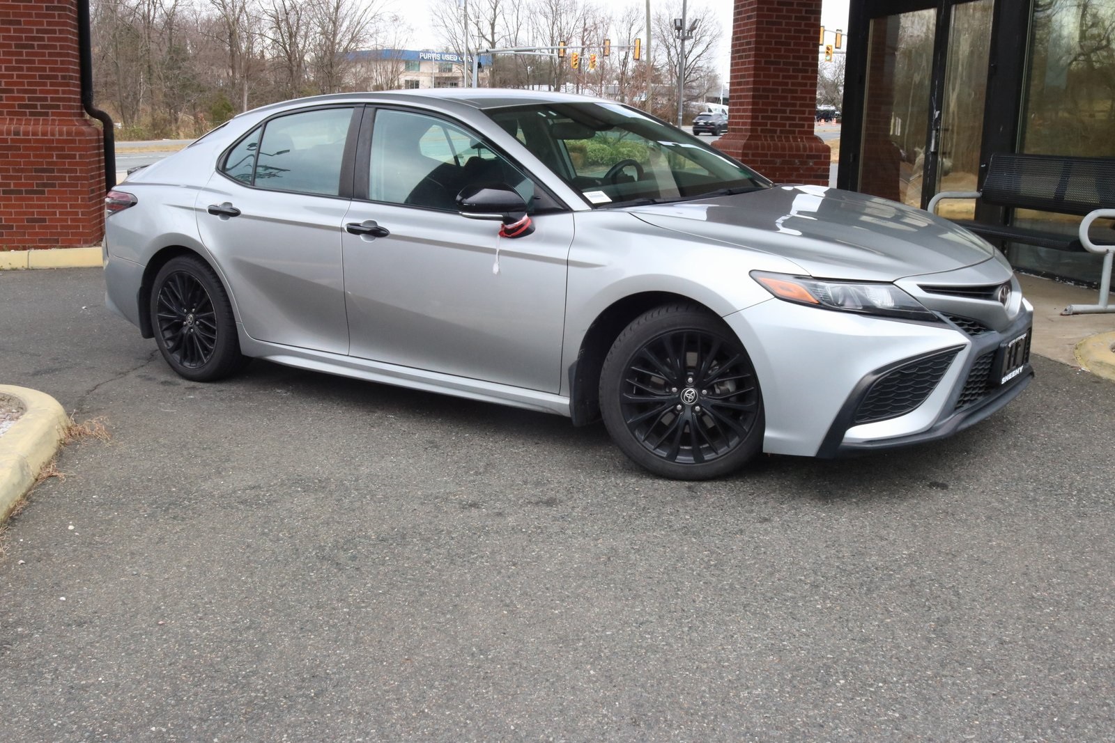 2021 Toyota Camry SE Nightshade's photo