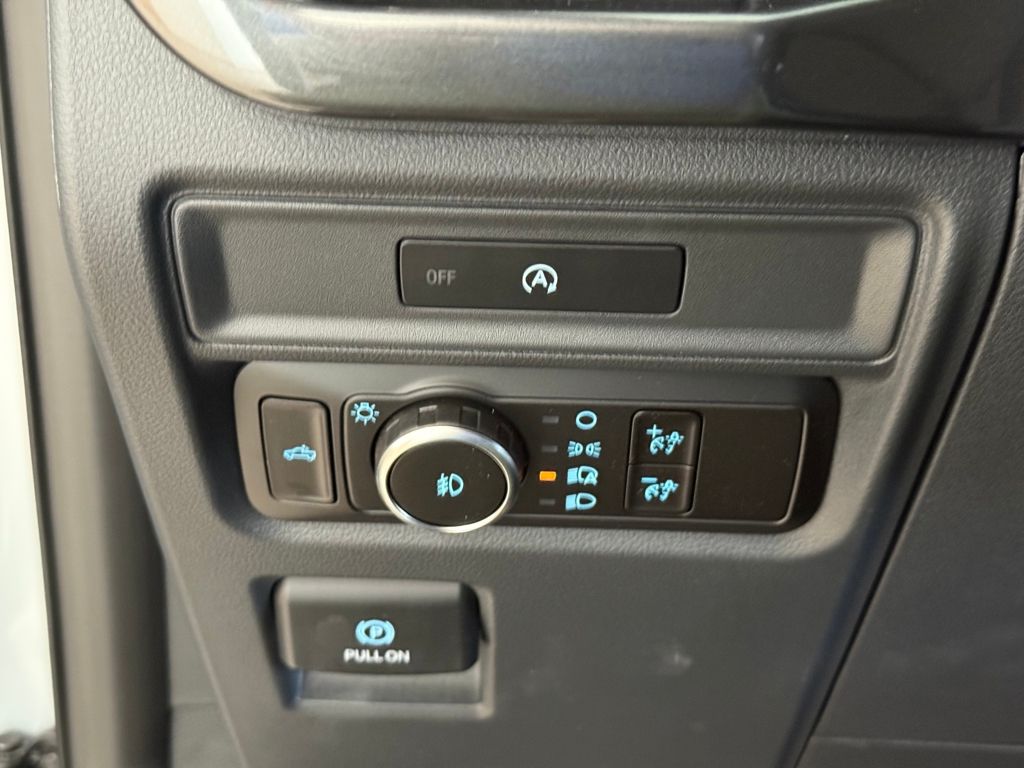 2025 Ford F-150 STX photo 25