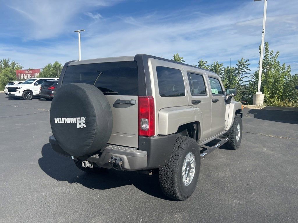 2007 Hummer H3 Base photo 4