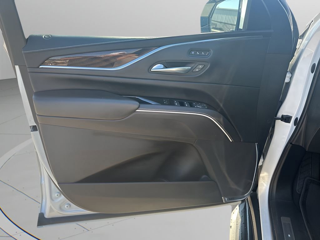 2022 Cadillac Escalade Premium Luxury Platinum photo 38