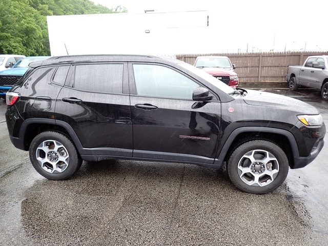 2022 Jeep Compass Trailhawk photo 6