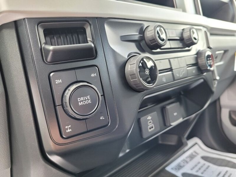 2025 Ford F-250 XL photo 16