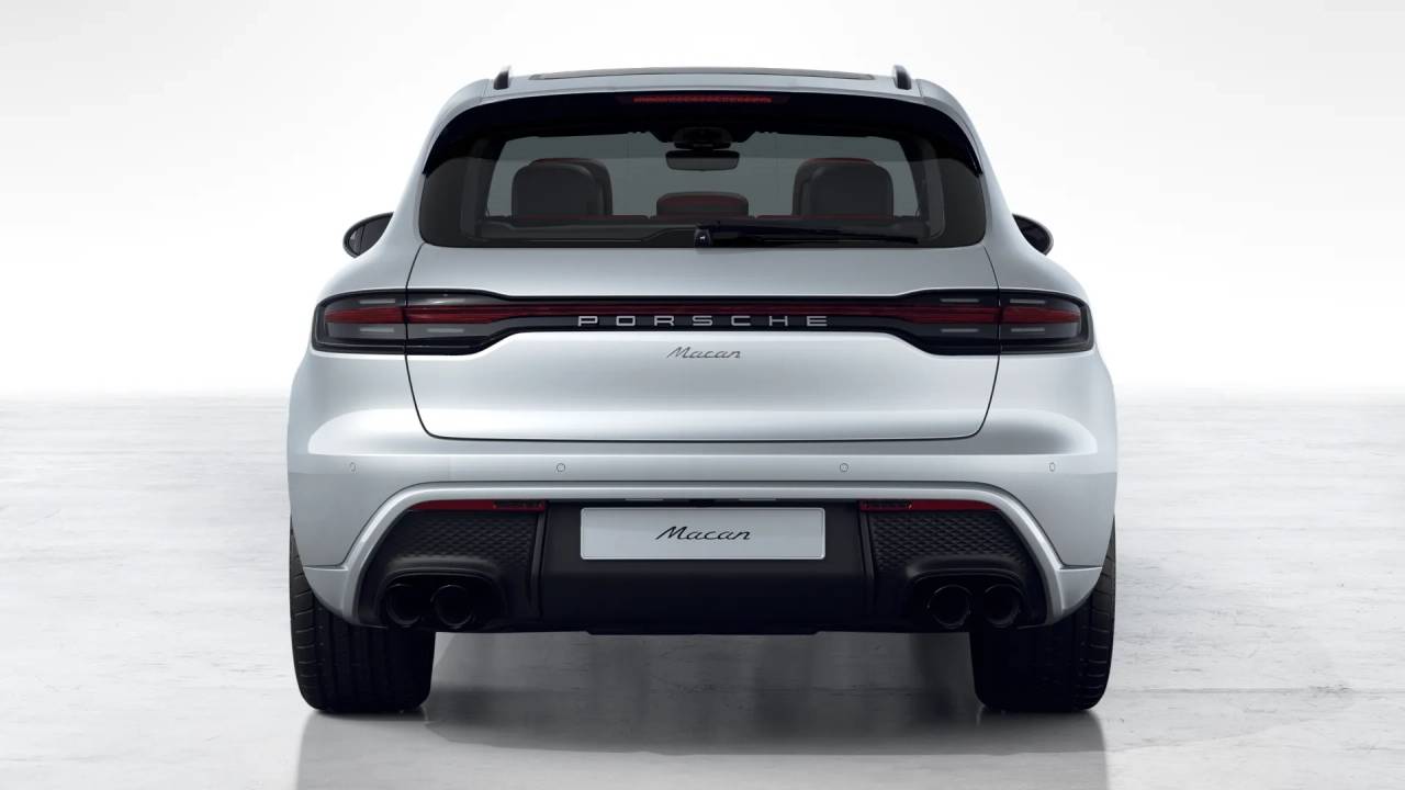 2026 Porsche Macan T photo 7
