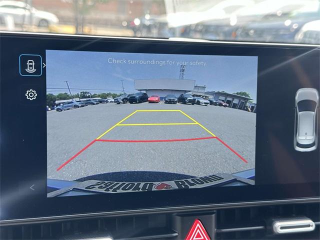 2025 Hyundai Ioniq 5 SEL photo 4