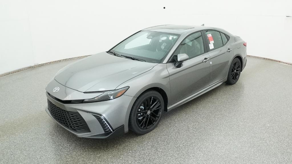 2026 Toyota Camry SE's photo