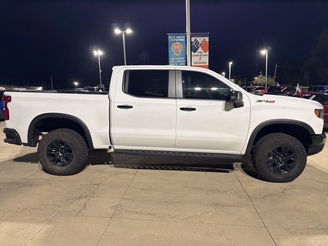 2024 Chevrolet Silverado 1500 ZR2 photo 4