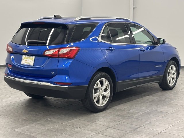 2019 Chevrolet Equinox LT photo 2