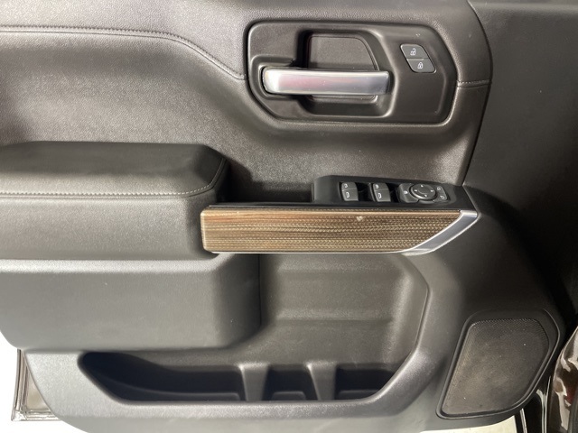 2019 Chevrolet Silverado 1500 LT photo 13