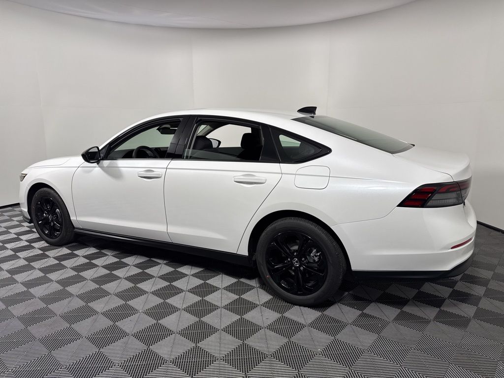 2025 Honda Accord 1.5T SE photo 4