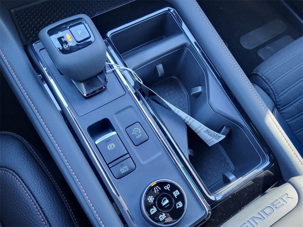 2025 Nissan Pathfinder Rock Creek photo 11
