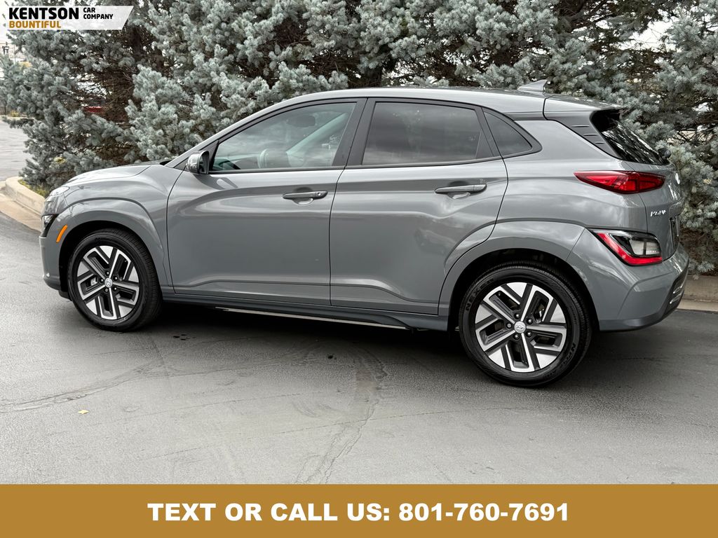 2023 Hyundai Kona Electric SEL photo 3