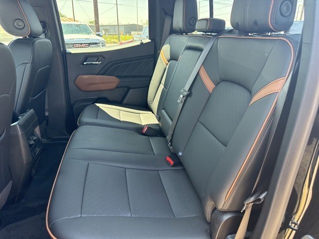 2025 Gmc Canyon AT4 photo 11