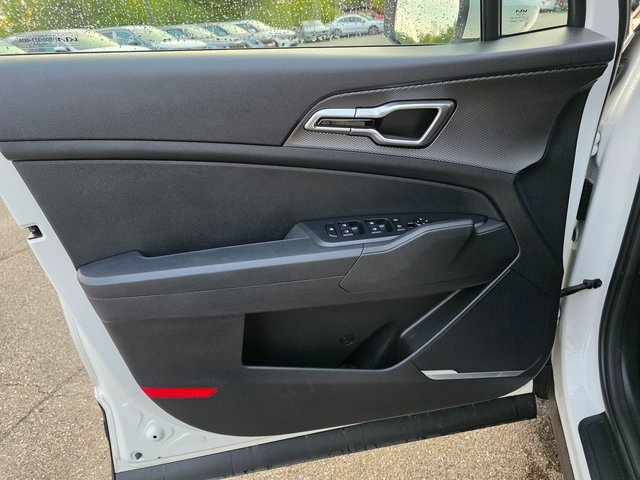 2023 Kia Sportage Hybrid LX photo 21