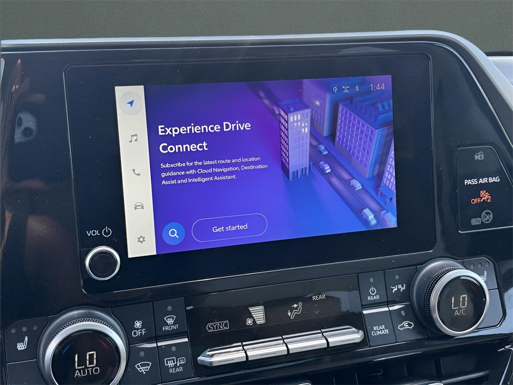 2023 Toyota Highlander XLE photo 26