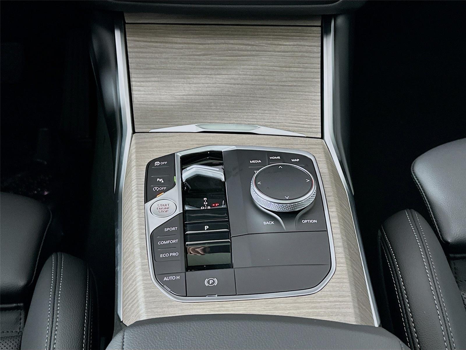 2025 Bmw 330i xDrive photo 16