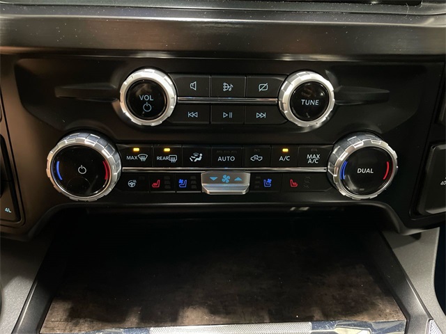 2023 Ford F-350 photo 19