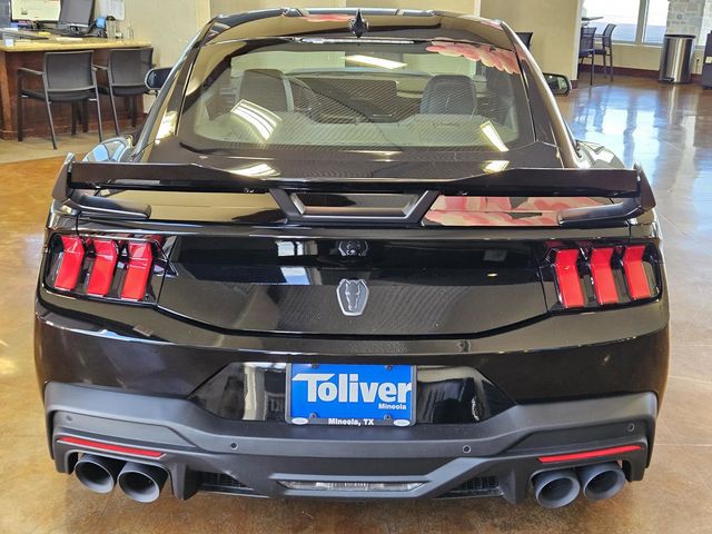 2025 Ford Mustang Dark Horse Premium photo 4