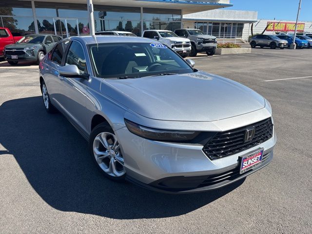 2023 Honda Accord LX's photo