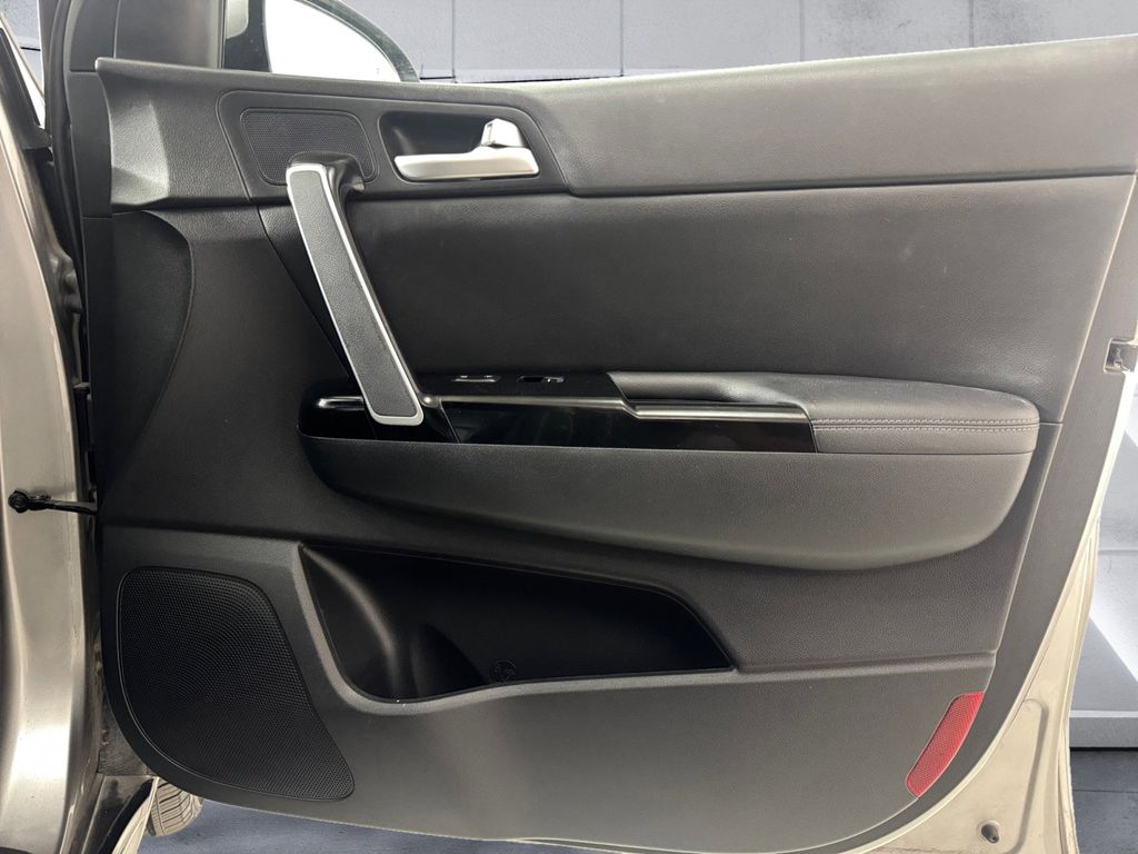 2022 Kia Sportage Nightfall Edition photo 15