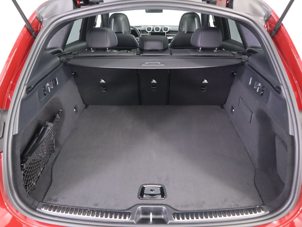 2026 Mercedes Benz GLC 300 photo 29