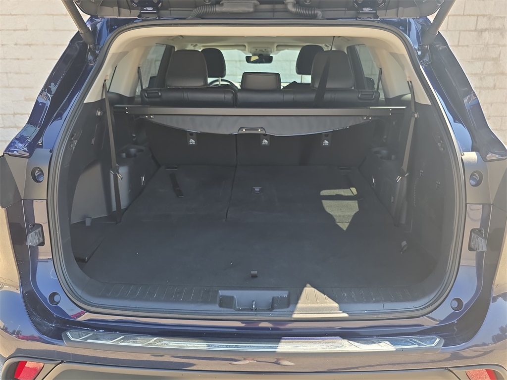 2024 Toyota Highlander Hybrid XLE photo 33