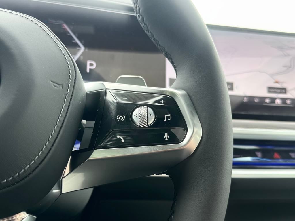 2025 Bmw 740i photo 24