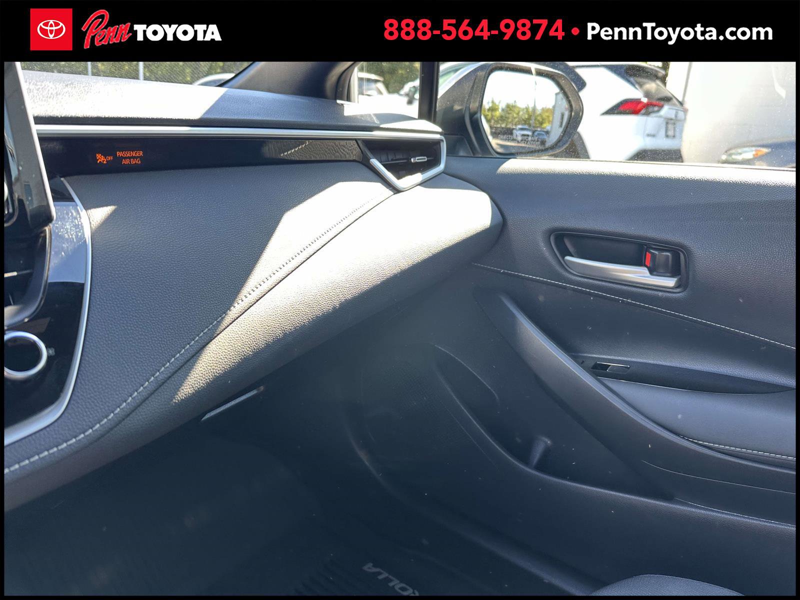 2022 Toyota Corolla SE photo 25