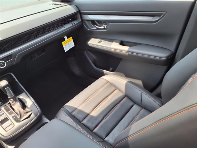 2025 Honda CR-V Hybrid Sport-L photo 11