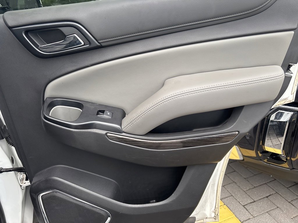 2020 Chevrolet Tahoe LT photo 32