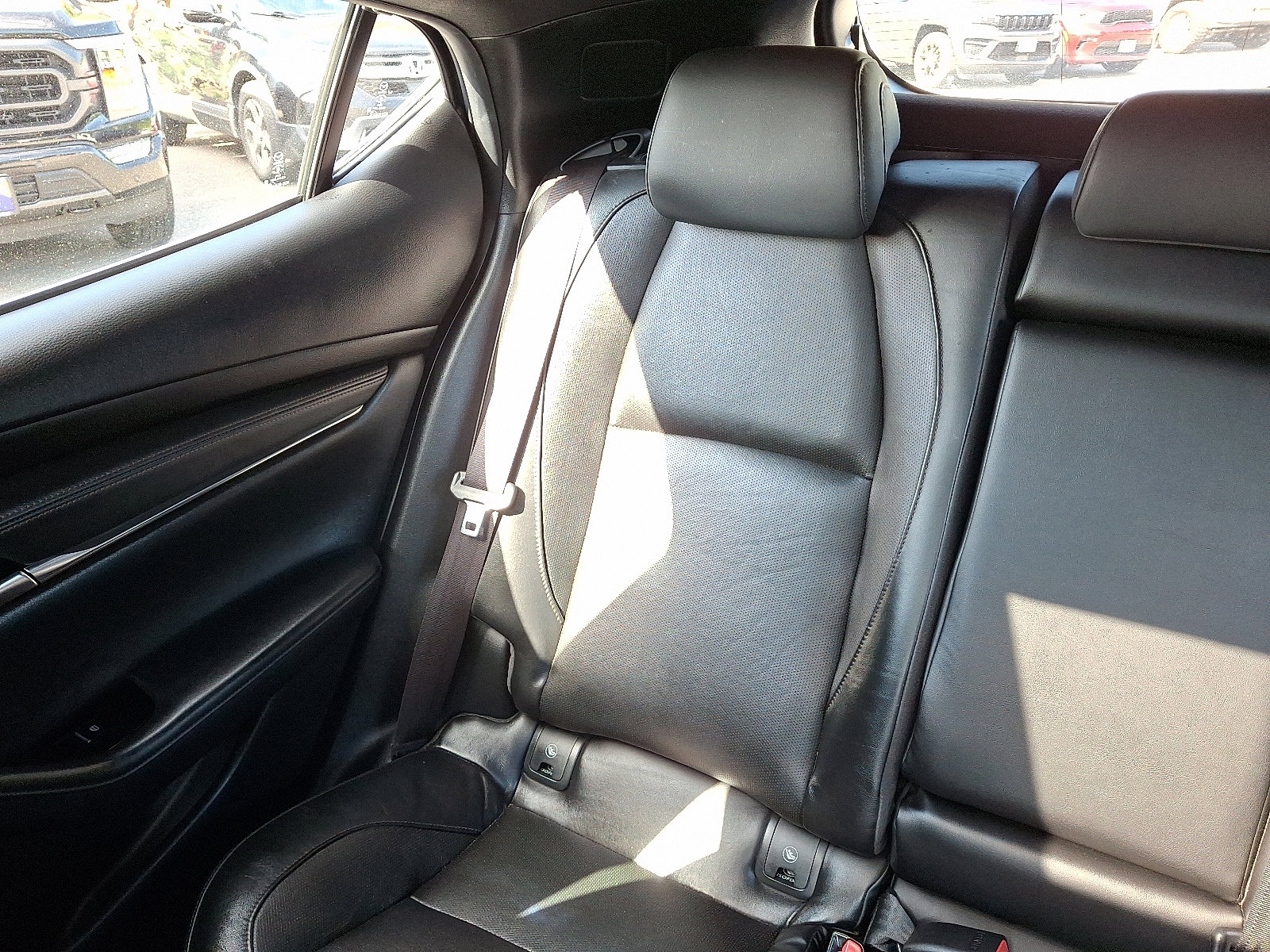 2021 Mazda Mazda3 Premium Plus photo 18