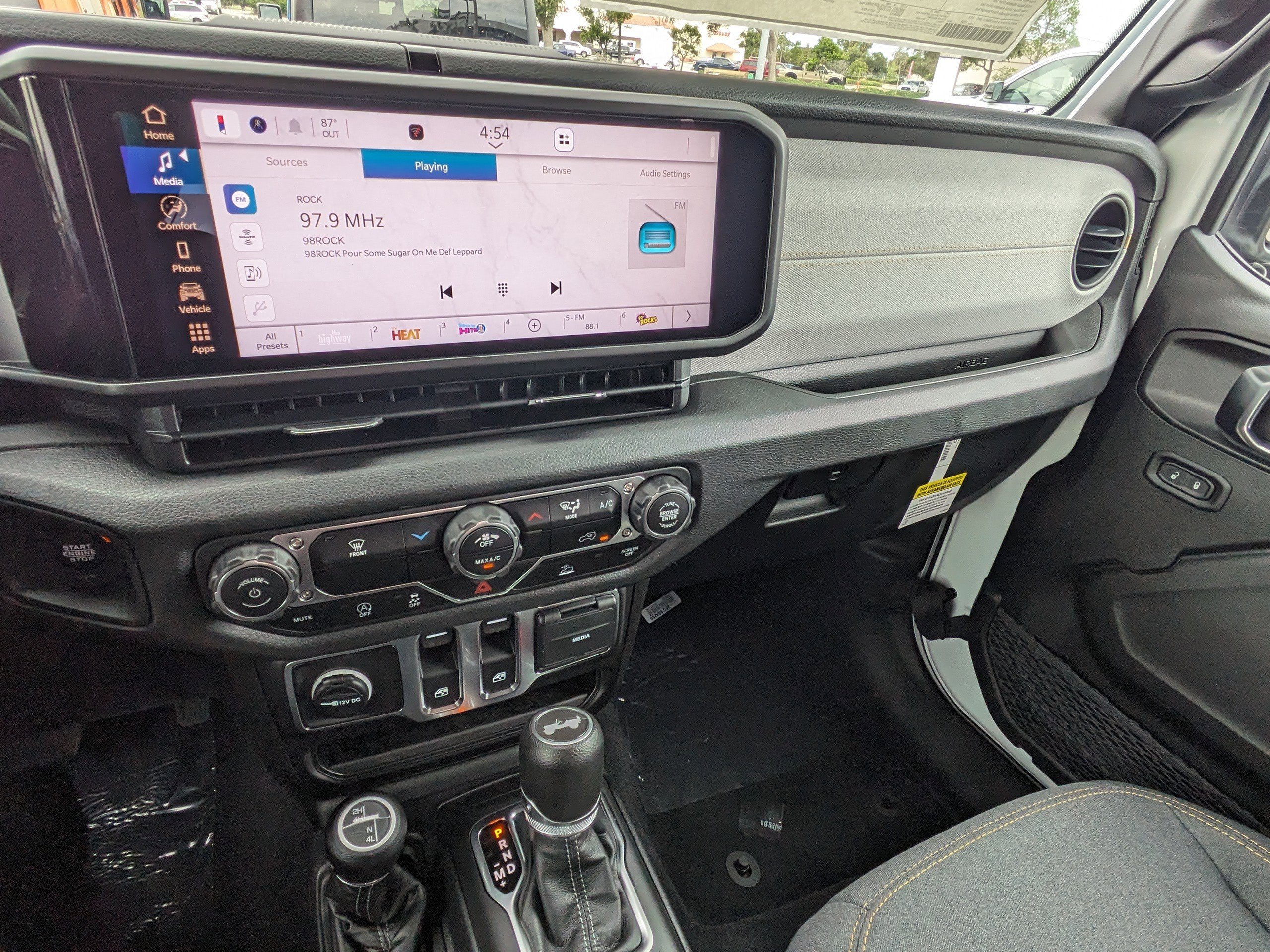 2025 Jeep Wrangler Sport photo 15