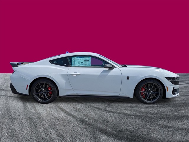 2025 Ford Mustang Dark Horse Premium photo 3