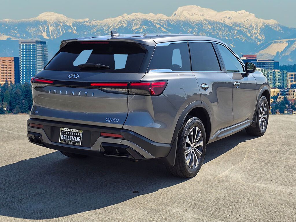 2024 Infiniti QX60 Pure photo 3