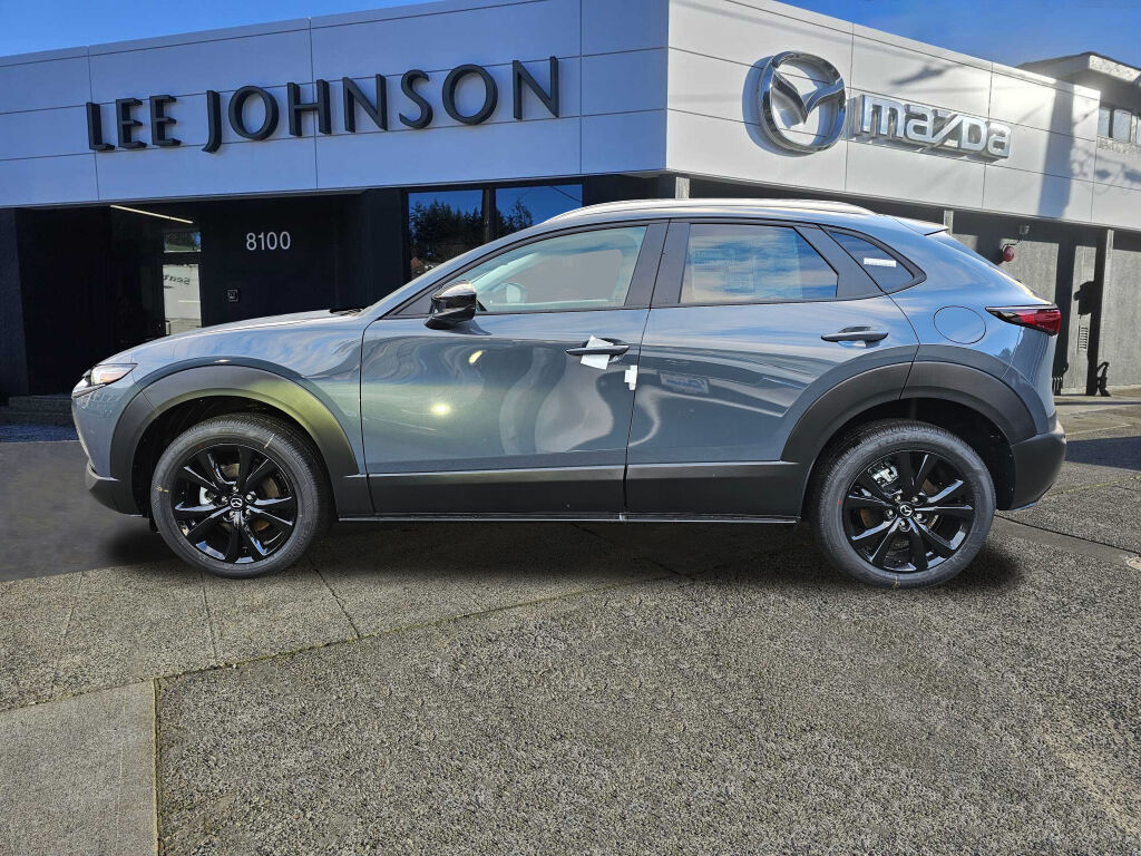 2026 Mazda CX-30 2.5 S Carbon photo 2