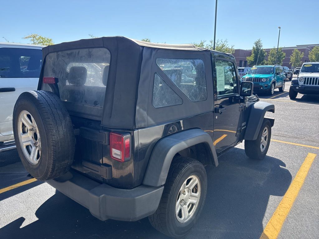 2010 Jeep Wrangler Sport photo 8