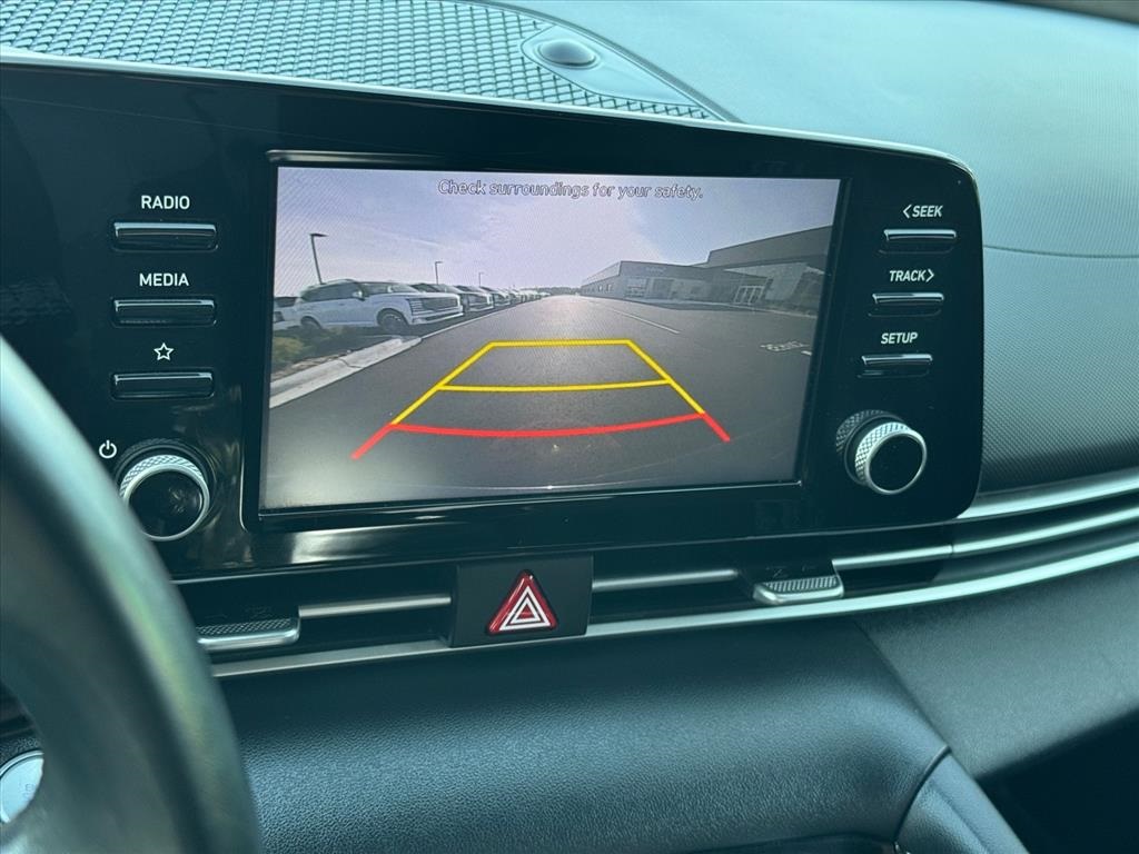 2021 Hyundai Elantra SEL Convenience photo 19