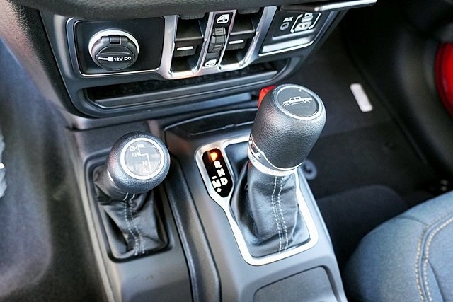 New 2025 Firecracker Red Clear-Coat Exterior Paint Jeep Sport S image 37