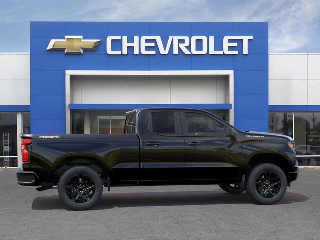 2026 Chevrolet Silverado 1500 Custom photo 4